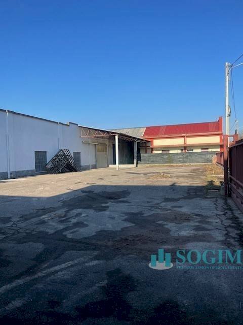 capannone in vendita a Gorla Maggiore