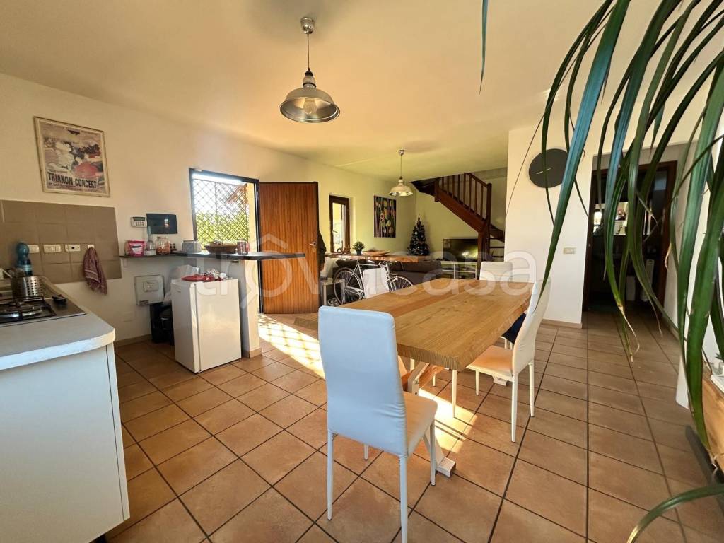 appartamento in vendita a Gorla Maggiore