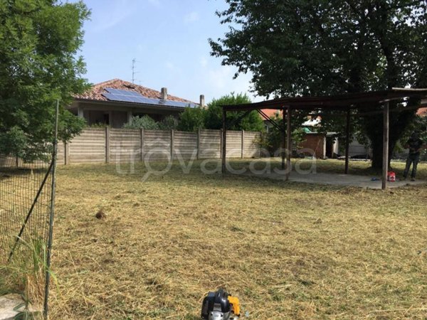 casa indipendente in vendita a Gorla Maggiore