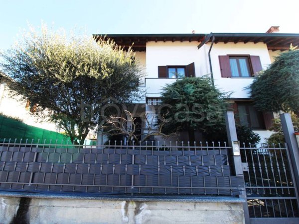 casa indipendente in vendita a Gorla Maggiore