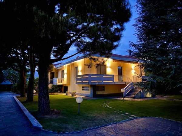casa indipendente in vendita a Gorla Maggiore