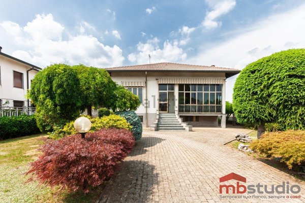 casa indipendente in vendita a Gorla Maggiore