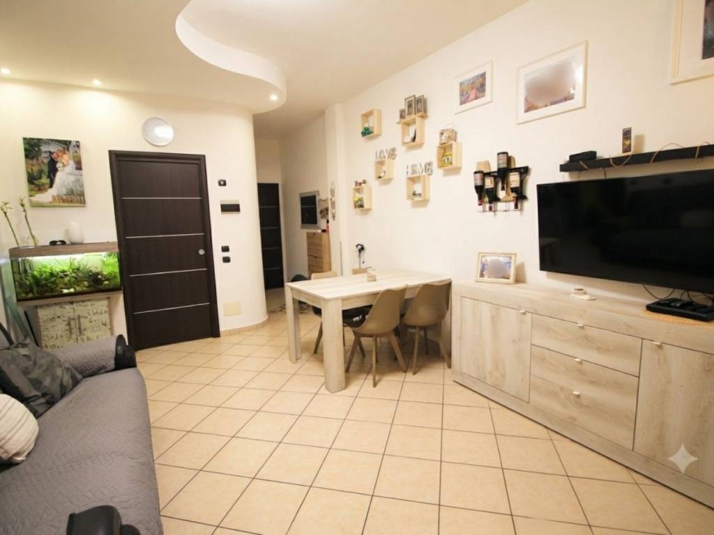 appartamento in vendita a Gorla Maggiore