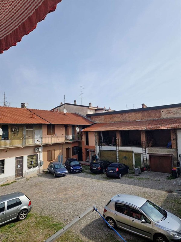 appartamento in vendita a Gorla Minore
