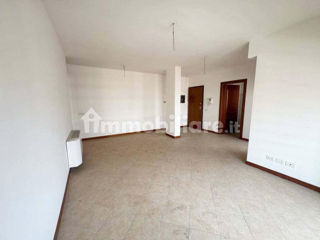 appartamento in vendita a Gorla Minore