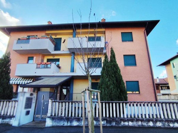appartamento in vendita a Gorla Minore