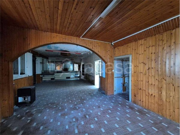 appartamento in vendita a Gorla Minore