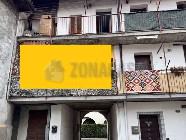 appartamento in vendita a Gorla Minore in zona Prospiano