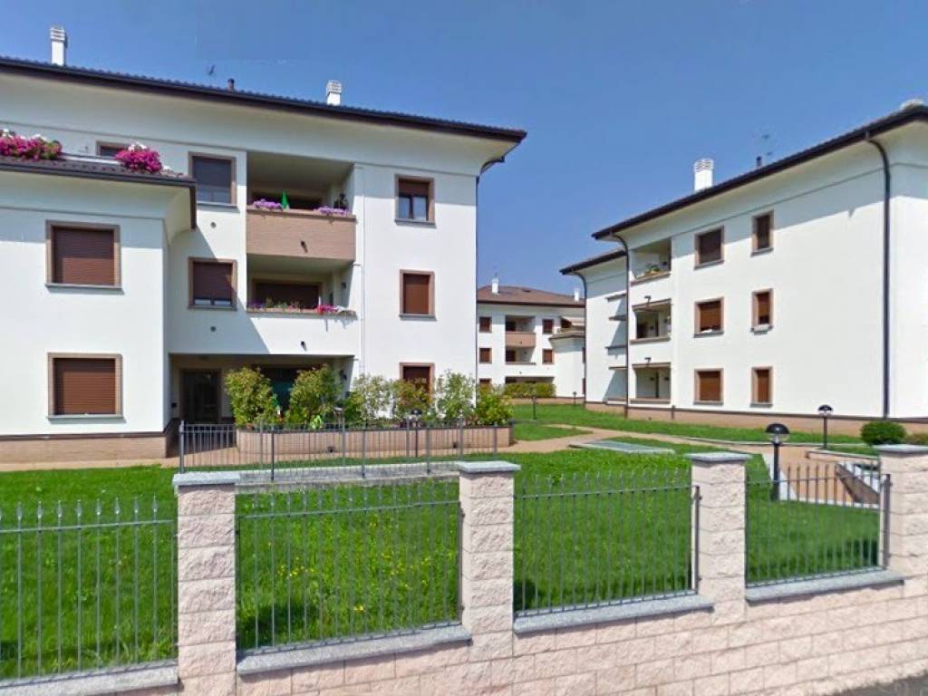 appartamento in vendita a Gorla Minore