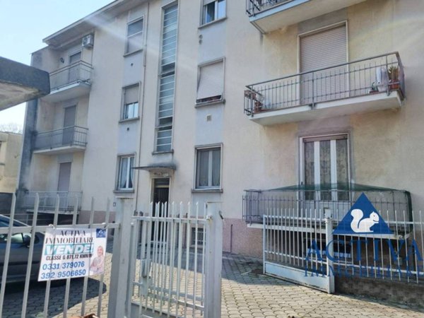 appartamento in vendita a Gorla Minore