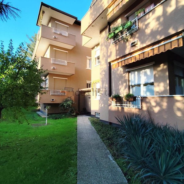 appartamento in vendita a Gorla Minore