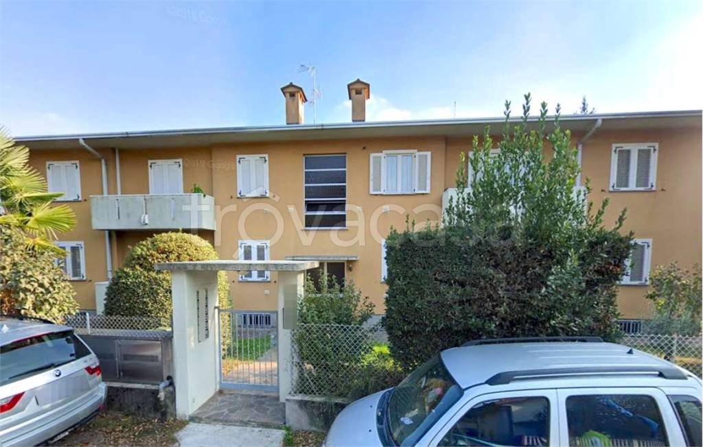 appartamento in vendita a Gorla Minore