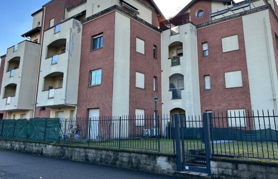 appartamento in vendita a Gorla Minore