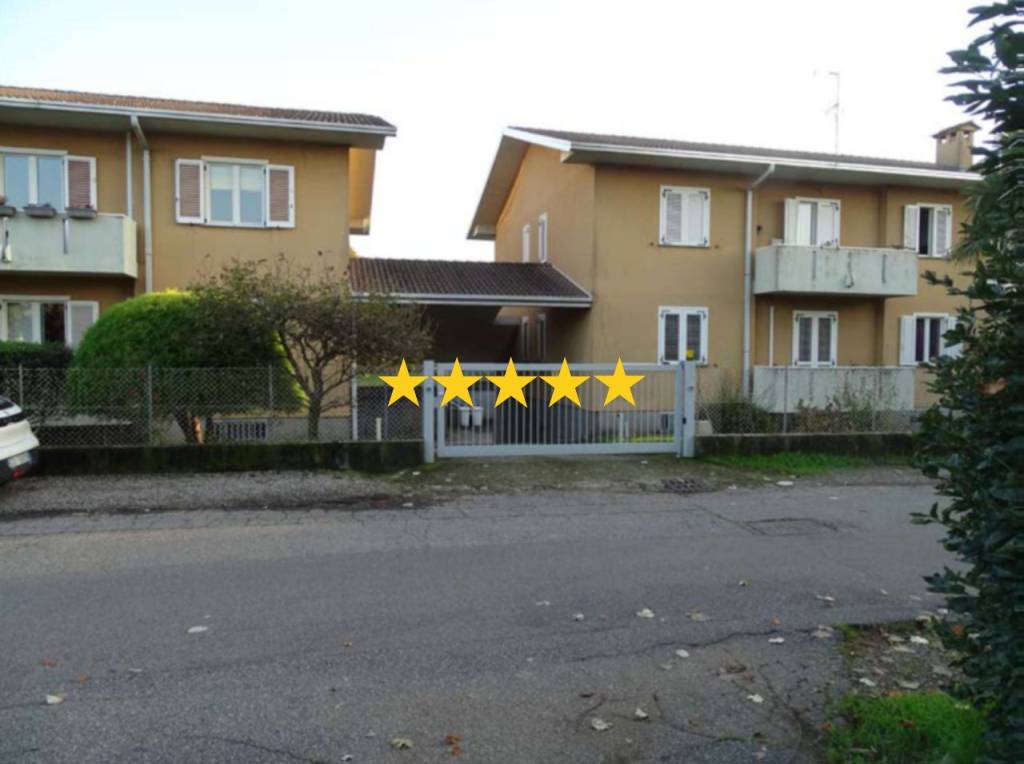 appartamento in vendita a Gorla Minore