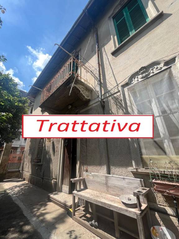 casa indipendente in vendita a Gorla Minore