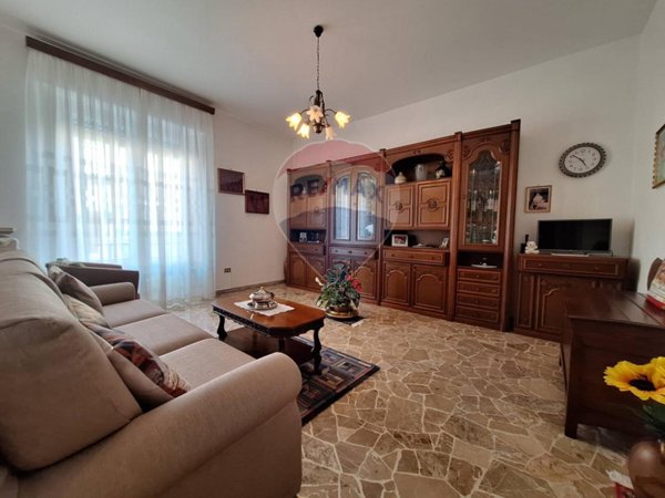 appartamento in vendita a Gorla Minore