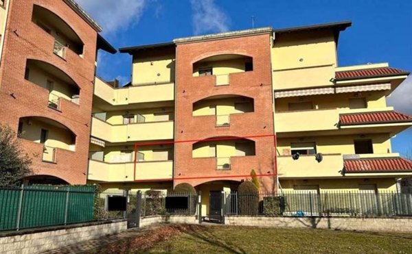 appartamento in vendita a Gorla Minore