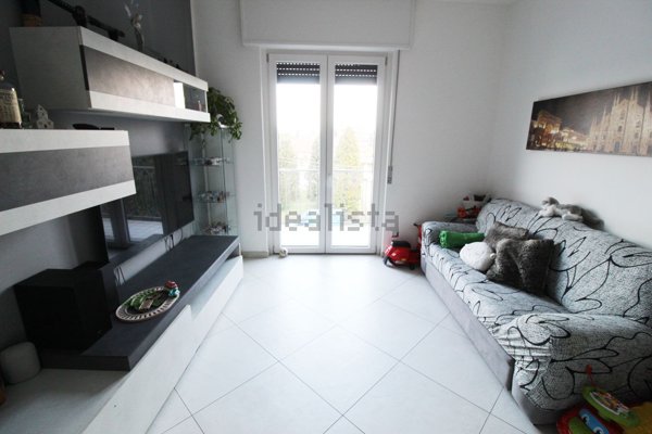 appartamento in vendita a Gorla Minore