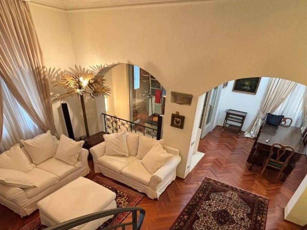 casa indipendente in vendita a Gorla Minore