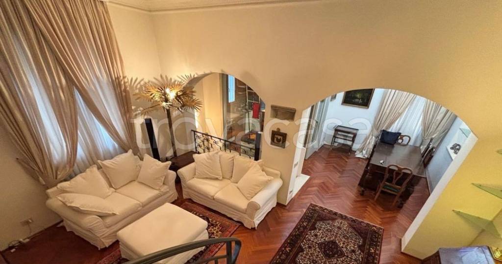 casa indipendente in vendita a Gorla Minore