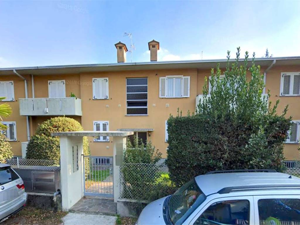 appartamento in vendita a Gorla Minore