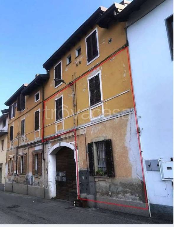 appartamento in vendita a Gorla Minore