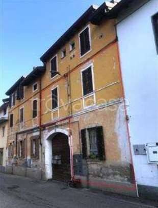 appartamento in vendita a Gorla Minore