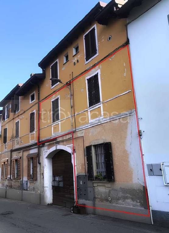 appartamento in vendita a Gorla Minore