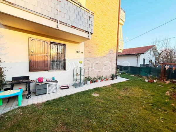 appartamento in vendita a Gorla Minore