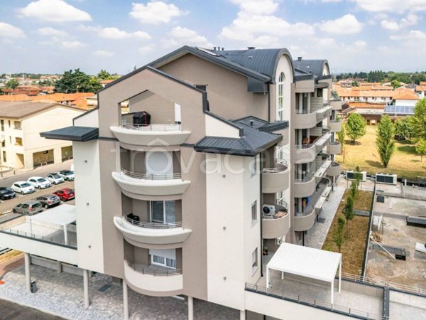 appartamento in vendita a Gorla Minore