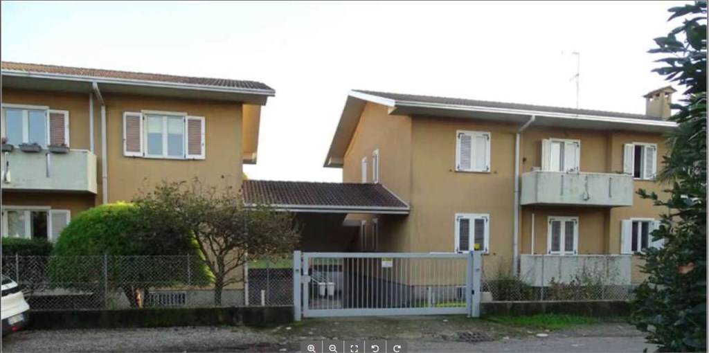 intera palazzina in vendita a Gorla Minore