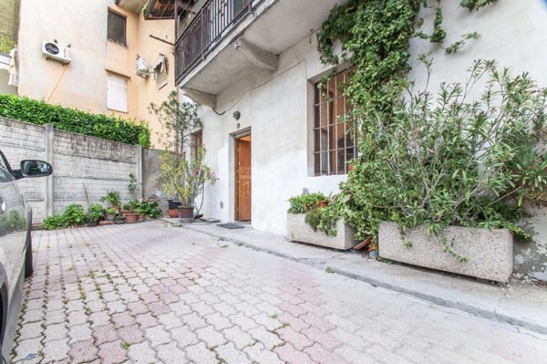 appartamento in vendita a Gorla Minore