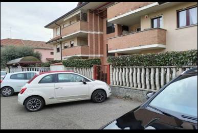 appartamento in vendita a Gorla Minore