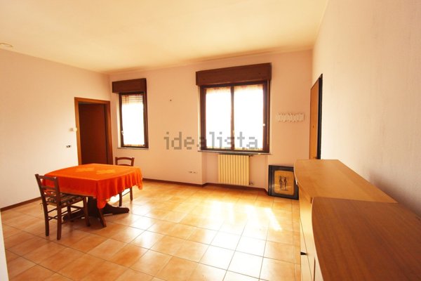 appartamento in vendita a Gorla Minore