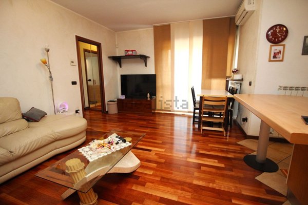 appartamento in vendita a Gorla Minore