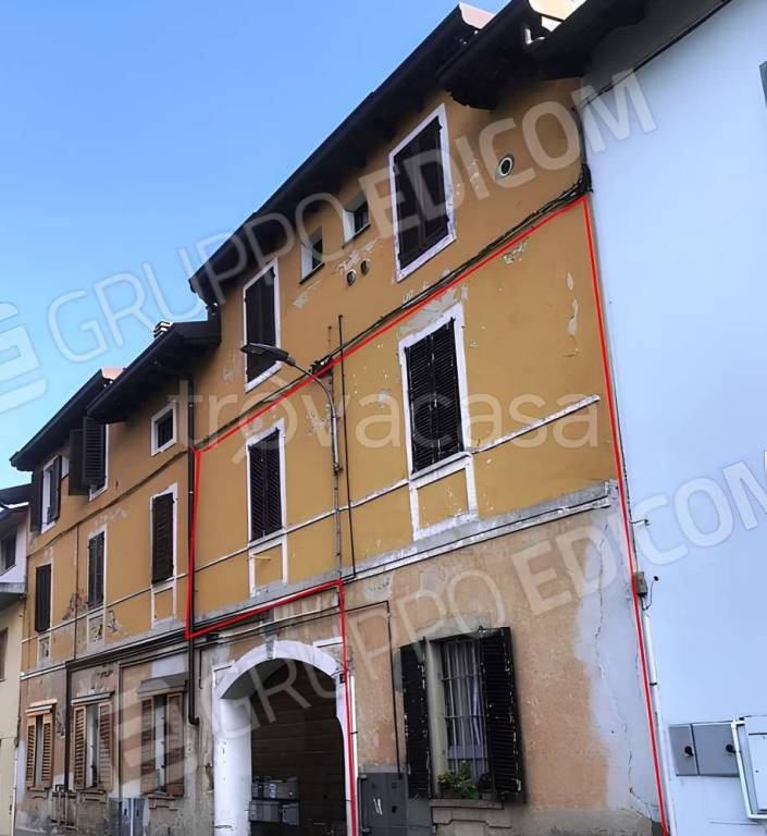 appartamento in vendita a Gorla Minore