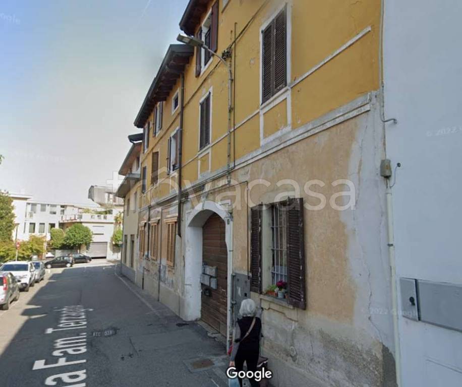 appartamento in vendita a Gorla Minore