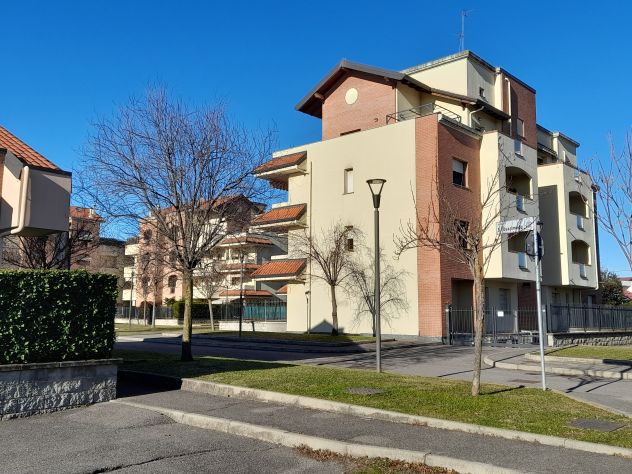 appartamento in vendita a Gorla Minore