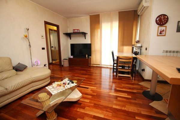 appartamento in vendita a Gorla Minore