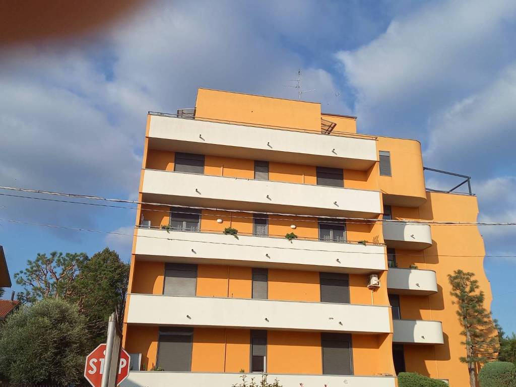 appartamento in vendita a Gorla Minore