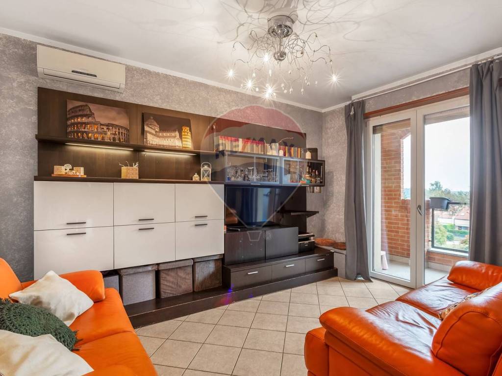 appartamento in vendita a Gorla Minore