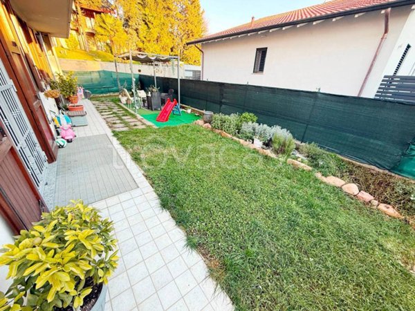 appartamento in vendita a Gorla Minore