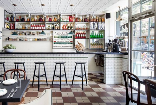 negozio in vendita a Gorla Minore