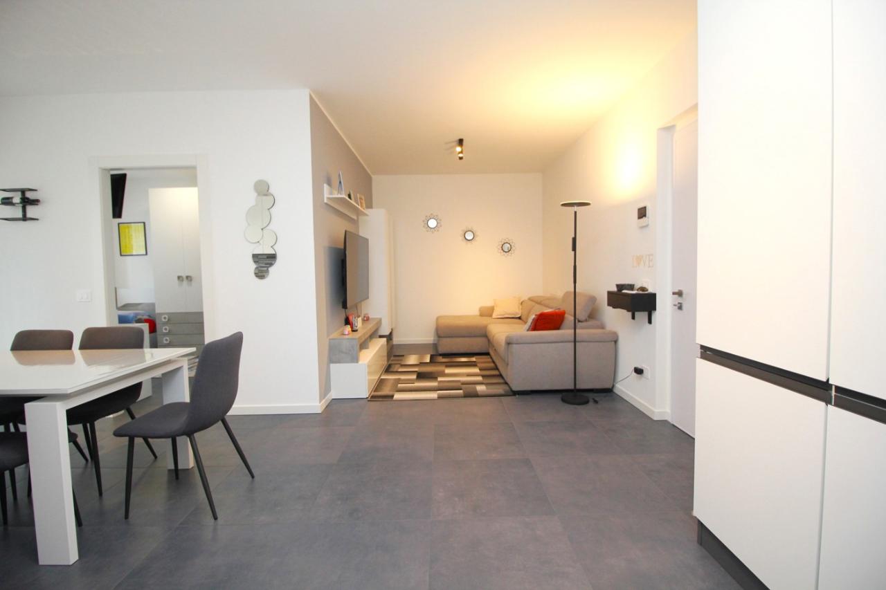 appartamento in vendita a Gorla Minore