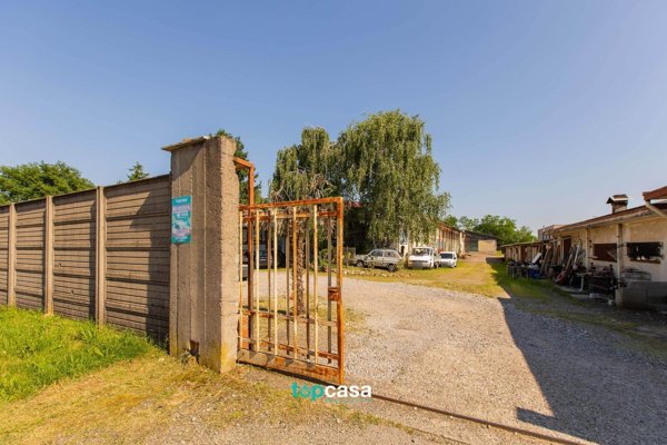 ufficio in vendita a Gorla Minore