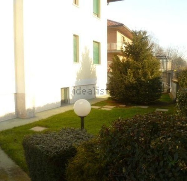 appartamento in vendita a Gorla Minore