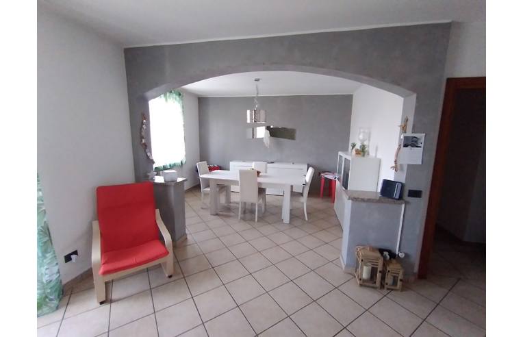 appartamento in vendita a Gorla Minore