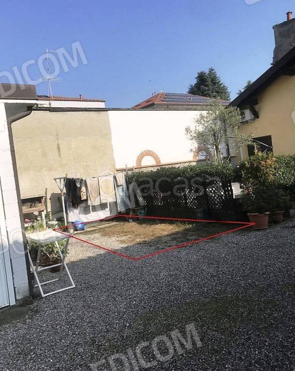 appartamento in vendita a Gorla Minore