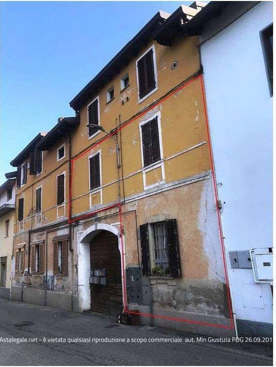 appartamento in vendita a Gorla Minore