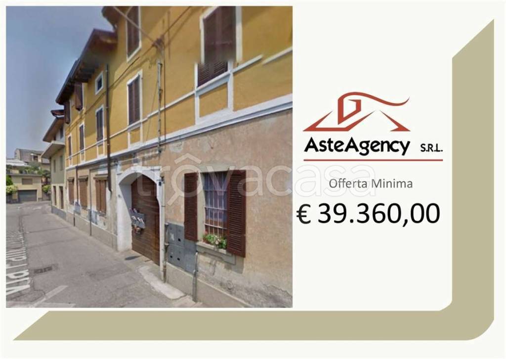 appartamento in vendita a Gorla Minore